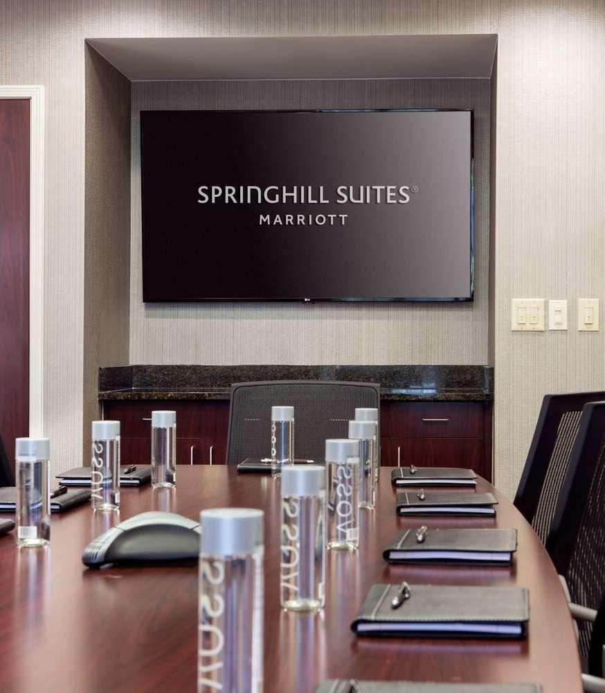 Springhill Suites Бейкерсфілд Екстер'єр фото