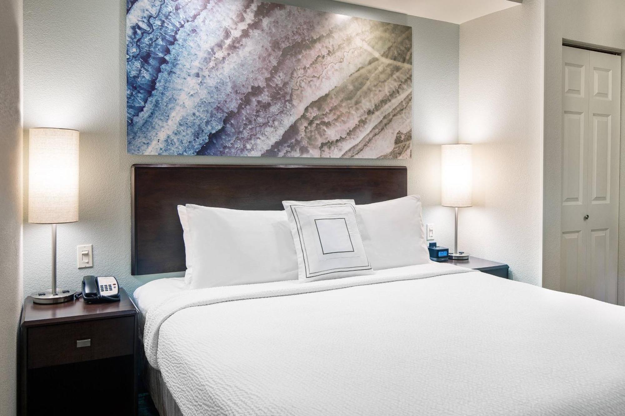 Springhill Suites Бейкерсфілд Екстер'єр фото