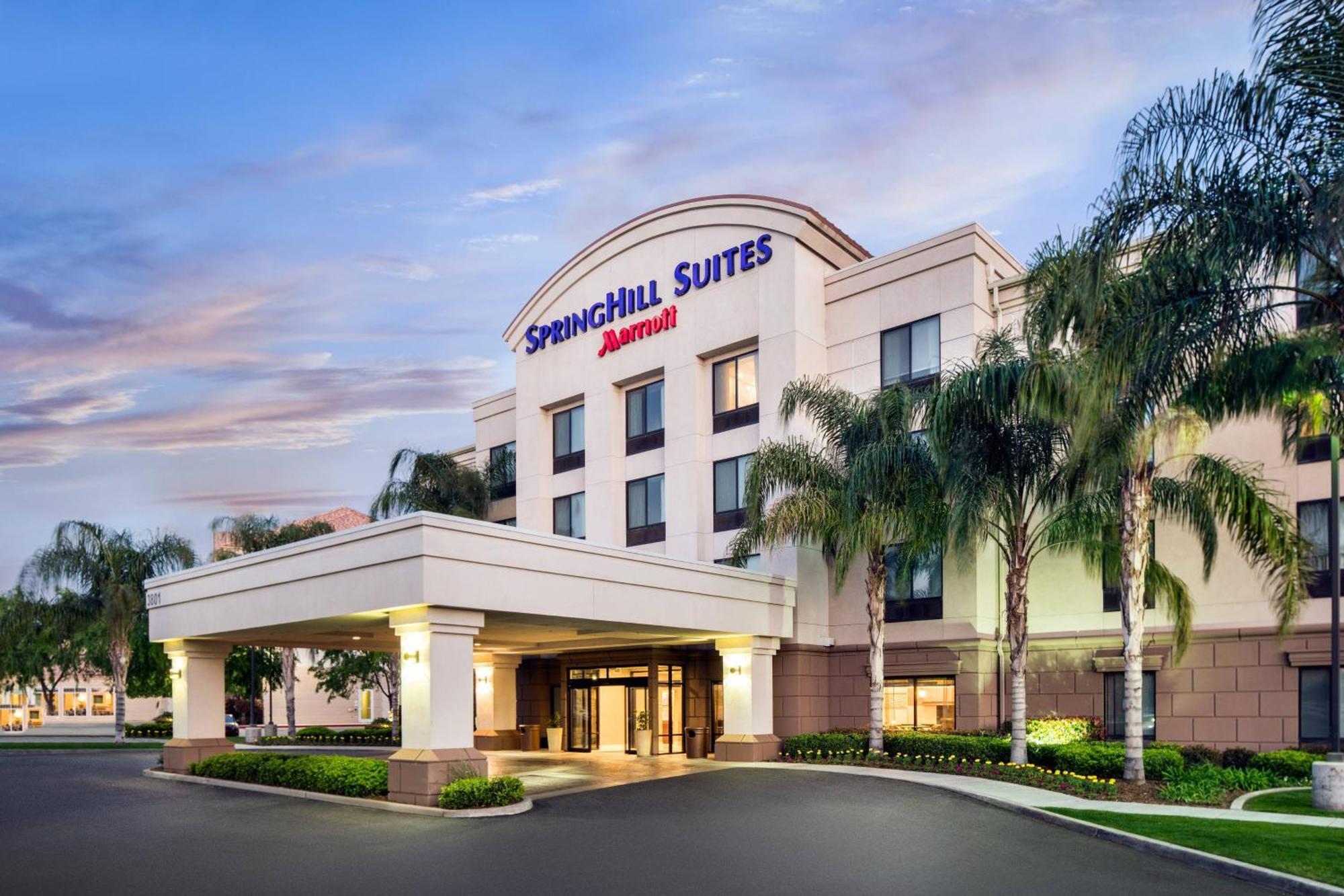 Springhill Suites Бейкерсфілд Екстер'єр фото