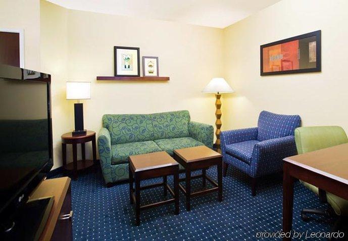 Springhill Suites Бейкерсфілд Номер фото